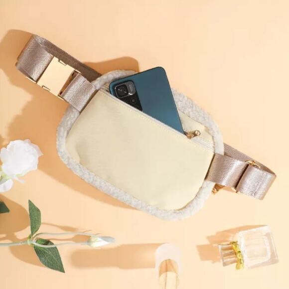 Everyday burgundy sherpa fuzzy standard - Picture 5 of 7